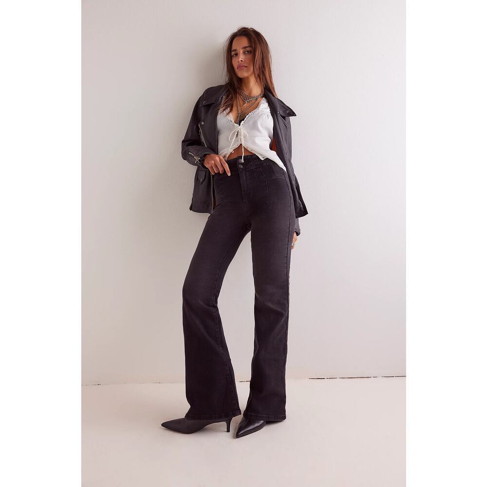 Free People We The Free Jayde Flare Jeans Black Onyx Denim Bell Bottom Size 25 - Picture 3 of 16